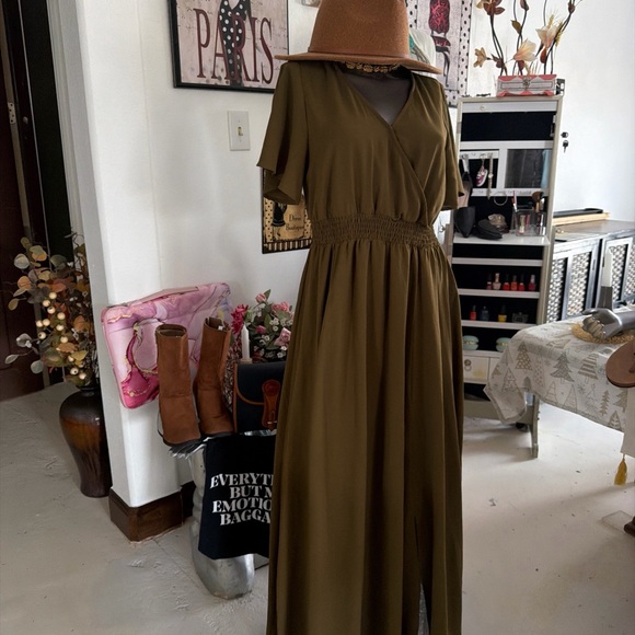 Olive V-Neck Smocked-Waist Maxi Dress - Picture 5 of 10